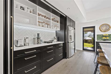 Gold Coast Kitchen Trends: Open Shelving and Its Impact on Your ...