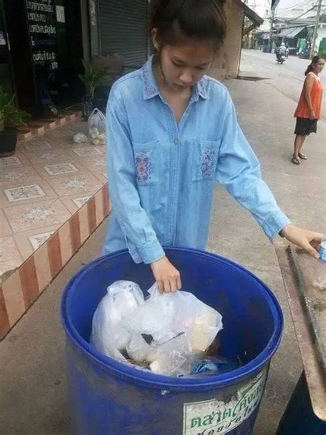 卡通女孩捡垃圾素材_世界环境日图片_6月图片_第5张_红动中国