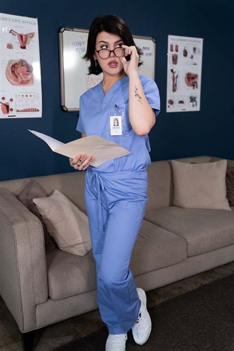 Daisy Taylor : r/worldwidetrans