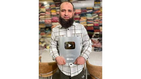 'Lady Hut Apparels' Trending On Social Media