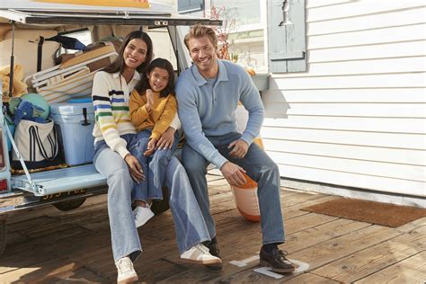 Lands’ End enters $300M IP JV with WHP Global to repay debt | LE Stock News