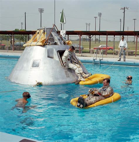 Apollo 8 Command Module 的图像结果