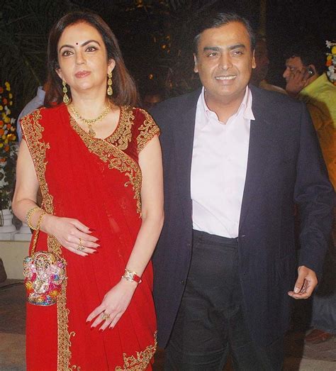 These are the top 10 richest families in the world & this is their net ...