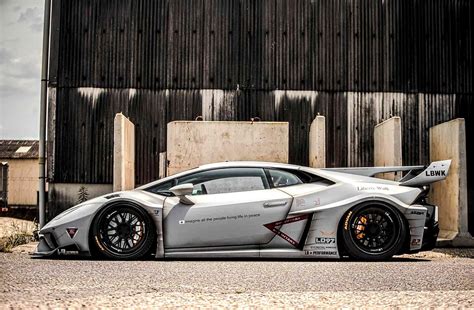 Lamborghini Huracan Silhouette by Liberty Walk | Liberty walk, Liberty ...