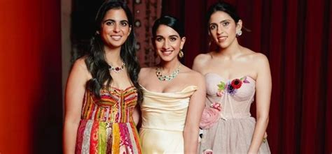 Radhika Merchant wears gown worth LAKHS for Holi party with Isha Ambani ...