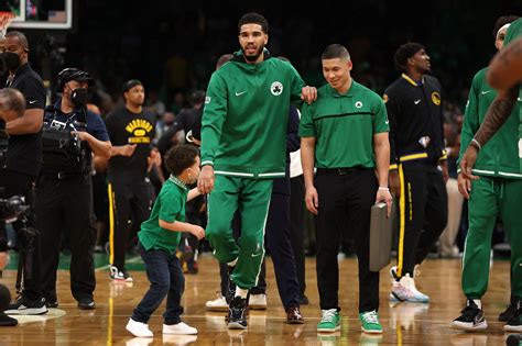 Jayson Tatum sledges his son while playing pickup basketball - “I was ...