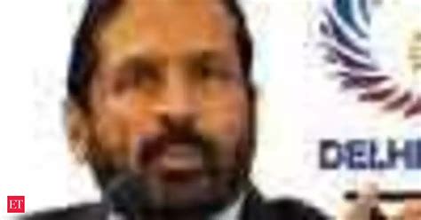 A M Films didn't have director, staff when CWG OC accepted its bid ...