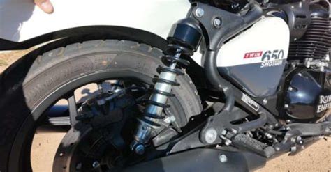 Royal Enfield Shotgun 650 retro bobber motorcycle officially revealed ...