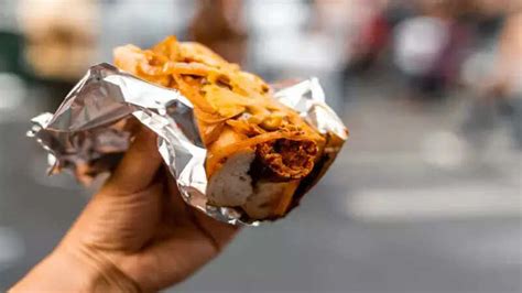 Do you wrap food in aluminium foil? Here is why you should stop it ...