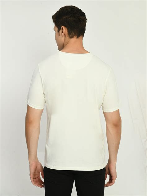 Buy Men's Off White Solid Crew Neck T-Shirt Online – SQUIREHOOD