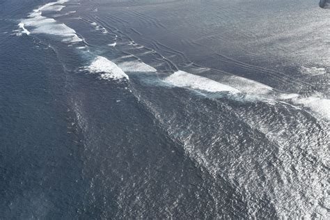 Australia's Murder Islands - Roger Atwood