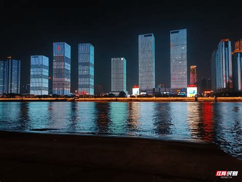 湘江湖南金融中心长沙渔人码头沿岸夜景,摄影素材,汇图网www.huitu.com