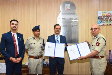 CISF and Rashtriya Raksha University Sign MoU to Boost Security ...