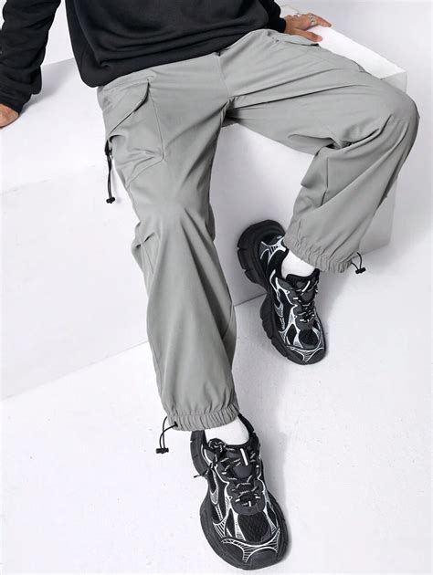 Manfinity EMRG Men Solid Flap Pocket Drawstring Waist Oversized Cargo ...