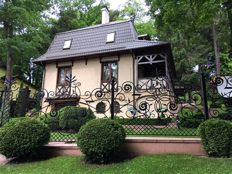 Красивая архитектура домиков в Светлогорске