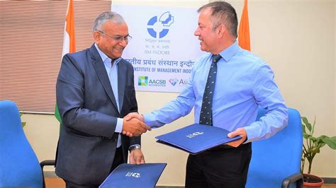 Indore: IIM Indore, HAL join hands for aeronautics, defence