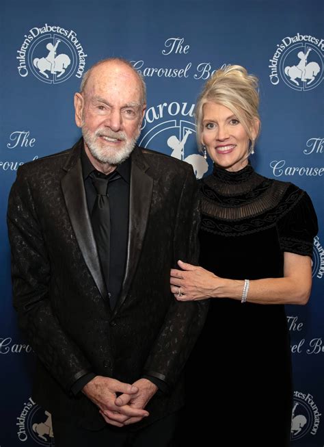 Neil Diamond's wife Katie discusses their marriage: 'We're best friends ...