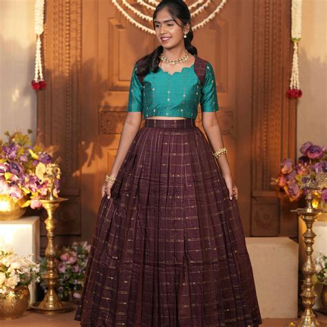 Thalir – Uzhamagal