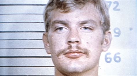 Jeffrey Dahmer victim pictures and refrigerator photos surface online ...