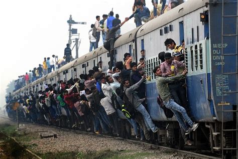 New Delhi Local Train 的图像结果