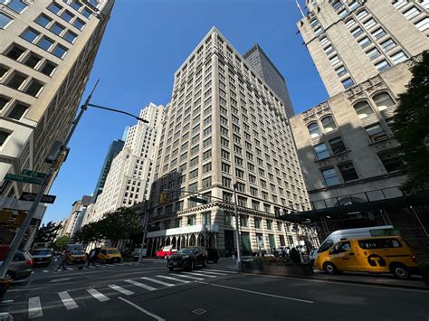 Publisher Ziff Davis plans move to 360 Park Ave. South | Crain's New ...