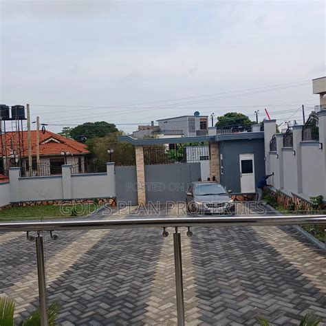 5bdrm Maisonette in Buziga Heights, Division A for sale in Division A ...