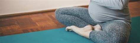 Pelvic floor exercises during and after pregnancy | TENA Women