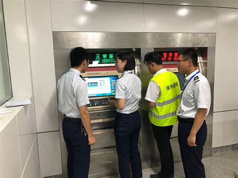 荆州火车站全面消杀，车站工作人员每日进行核酸检测