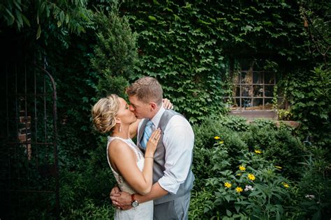 A Coastal Summer Wedding at Hermitage Museum and Gardens in Norfolk ...