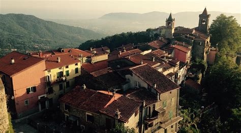 BEB LA CANONICA (Fosdinovo, Massa Carrara) - B&B Reviews & Photos ...