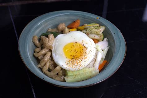 Discover Our Chef-Curated Pan-Asian Comfort Lunch Bowls at Just ₹499!