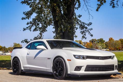 1,100-Mile 2015 Chevrolet Camaro Z28 Coupe 6-Speed for sale on BaT ...