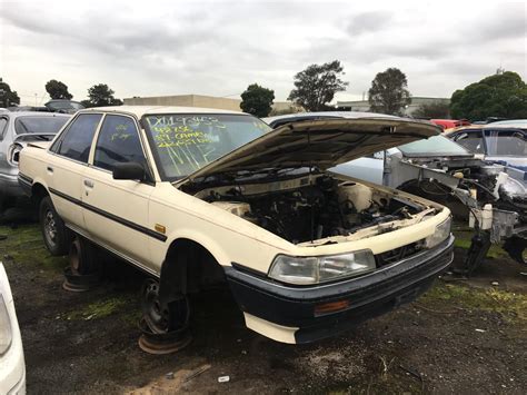 1989 TOYOTA CAMRY - Pickapart