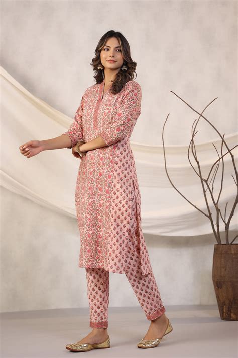 Buy Maheen Suhani V Neck Pink Block Printed Cotton Kurti Online ...