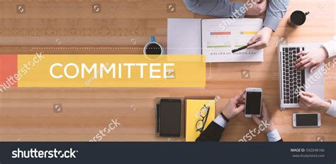 Committee Graphics 的图像结果