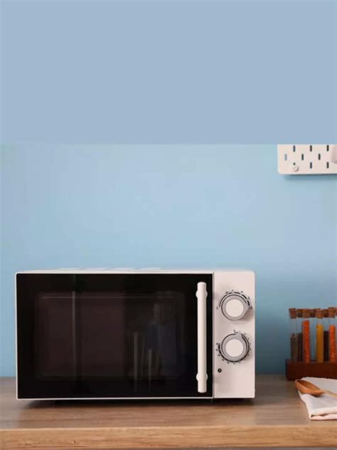 9 signs to get your microwave repaired or replaced | Gadgets Now