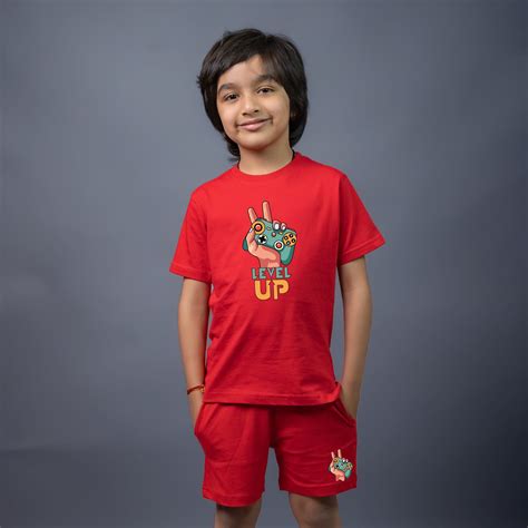 Wear your Mood With Tedhi Medhi Family's Ultimate Customised Store ...