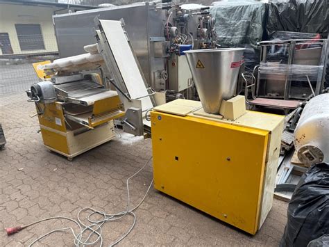 Bread line Seewer Rondo dough sheeter SKO63 STC