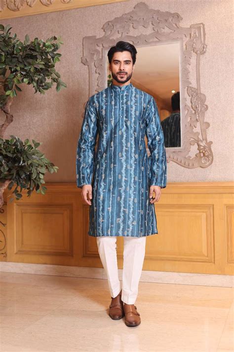 Men's Peacock Blue Abstract Print Cotton Kurta Set | Ranjh – Rangoli