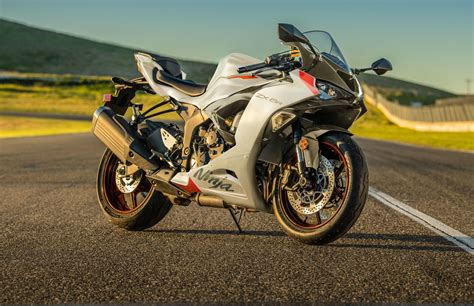 World Supersport: Kawasaki Homologating 636cc Ninja ZX-6R For 2025 ...