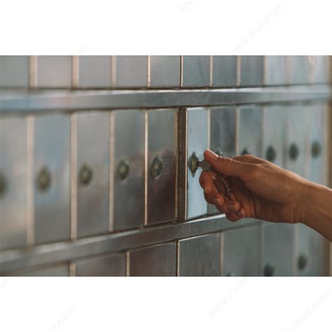 Mailbox Lock Stuck 的图像结果