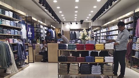 Express Avenue Mall: Best Of Shopping, Activities, & Restaurants