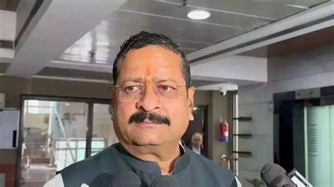 ದಲಿತ ಮಹಿಳೆಯರ ಬಗ್ಗೆ ಹೇಳಿಕೆ; ಯತ್ನಾಳ್ ವಿರುದ್ಧ ಬಲವಂತದ ಕ್ರಮ ಜರುಗಿಸದಂತೆ ...