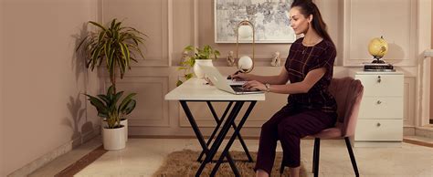 Amazon Brand - Symbol Women's Relaxed Pants (SYMSS20BT67_Dk Brown2_L ...