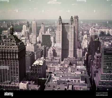 1950s VIEW LOOKING NORTH FROM TOP OF GRAYBAR BUILDING 230 PARK AVENUE ...