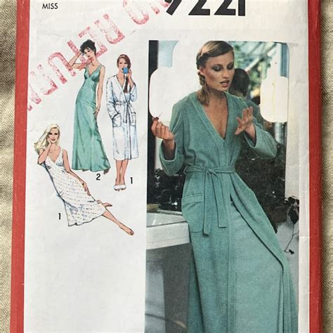 Simplicity 1421 的图像结果