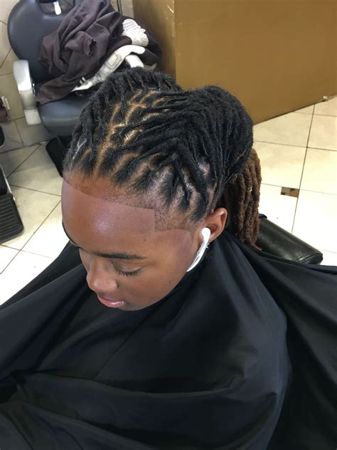 Fishtails | Dreadlock hairstyles for men, Rasta hair, Dreadlock styles