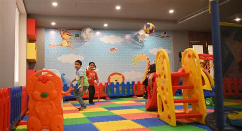 Welcome to Golden Retreats Pvt. Ltd. - Book A Luxurious Stay