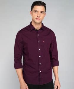 LEVI'S Men Solid Casual Maroon Shirt - Buy LEVI'S Men Solid Casual ...