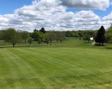 Golfing With Shawn: Hemlock Springs Golf Club (Geneva, OH)